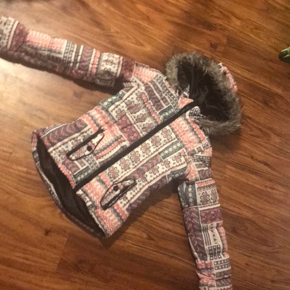 B HIP puffer snow coat